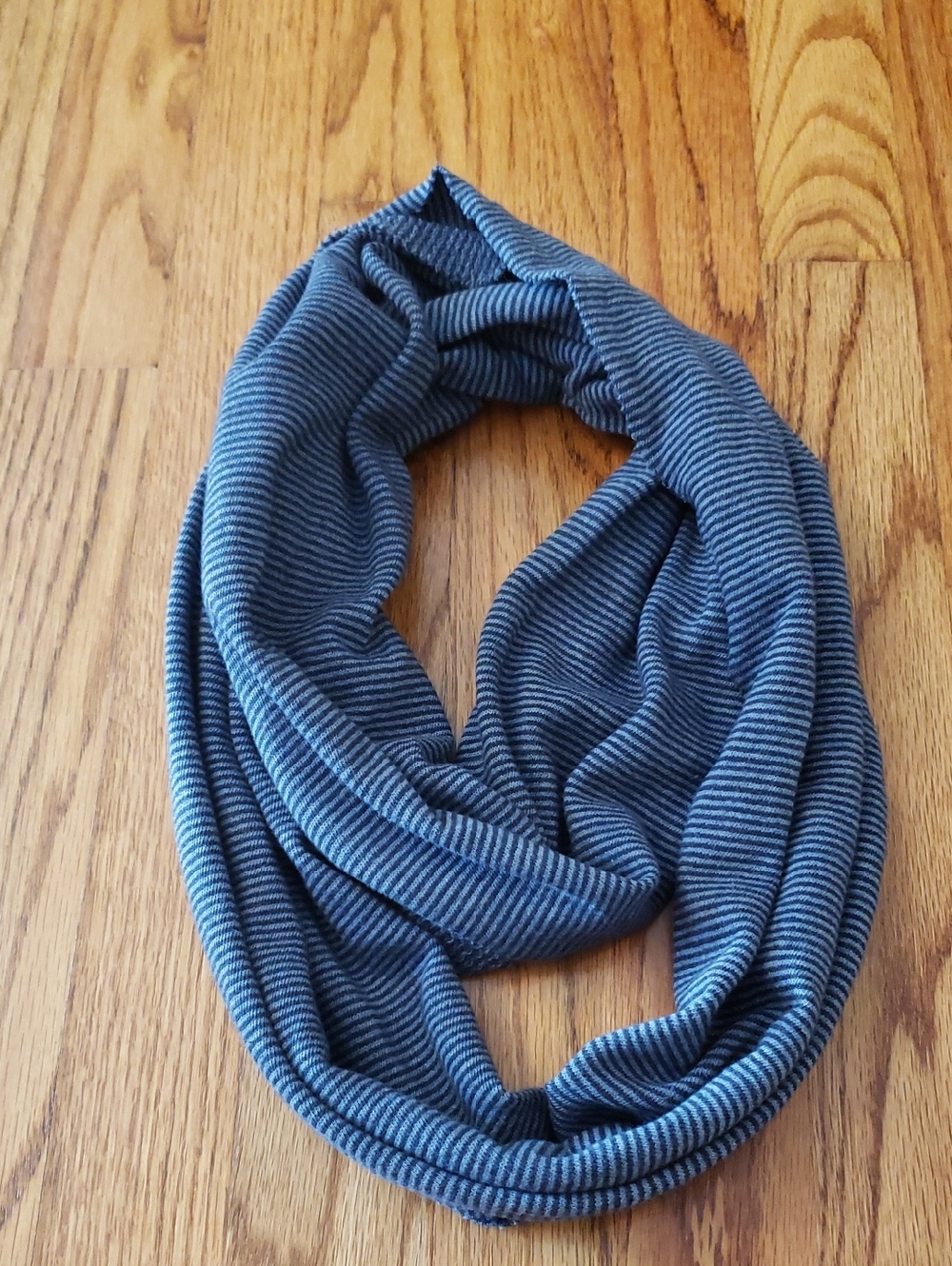 Pure Jill Purejill Striped Knit Infinity Scarf in Navy & Blue - OS